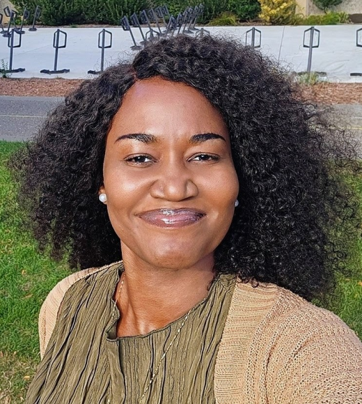 Oluwasola posing for a selfie